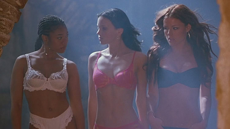 anna Faris Kathleen Robertson Regina Hall Sexy Scary Movie 2