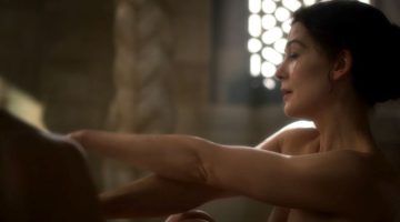 rosamund Pike Nude The Wheel Of Time Season 1