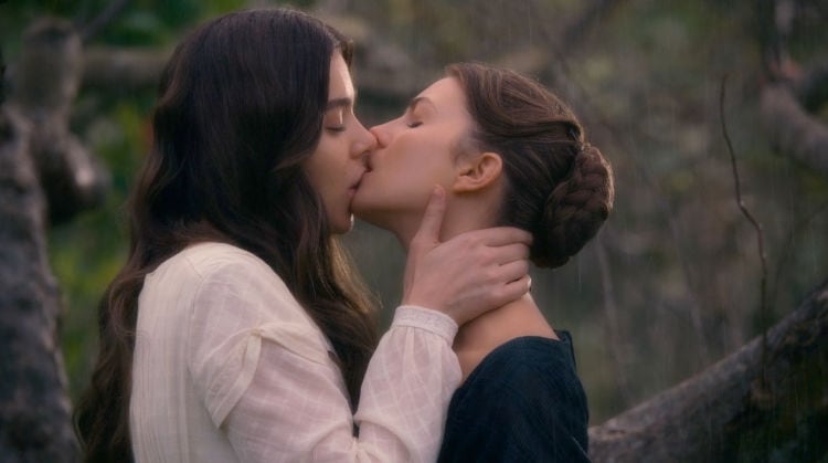 ella Hunt Hailee Steinfeld Lesbo Scene Dickinson Season 1