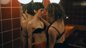 haley Lu Richardson Lili Walters Lesbo Scene Ponies Season 1